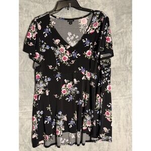 Torrid Womens Black Floral V-Neck Empire Waist Babydoll Top Size 2 Plus 2X
